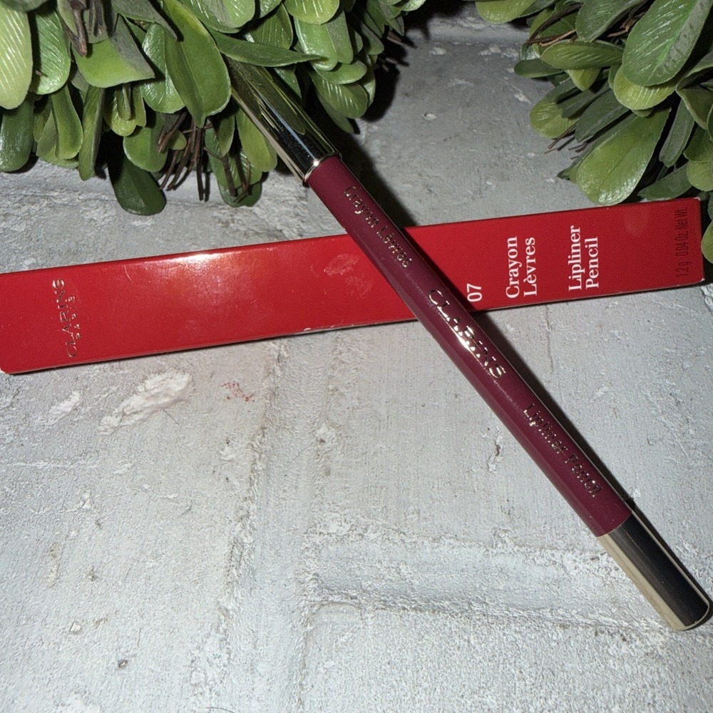 Clarins Paris Lipliner Pencil 07 Plum -0.04 oz/12g.‎ BNIB-